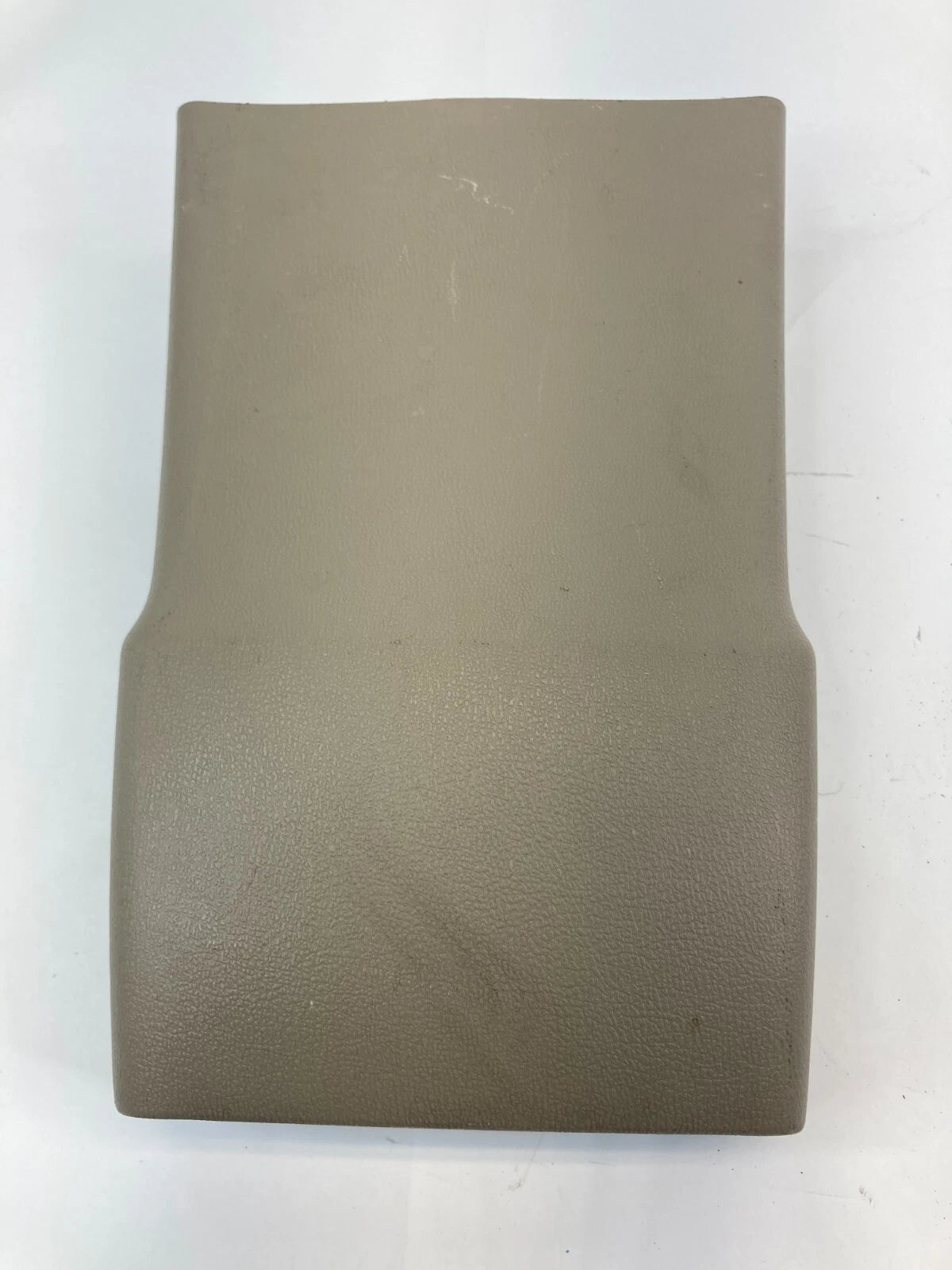 2007 2008 2009 HYUNDAI ELANTRA REAR CENTER CONSOLE COVER CAP TRIM 84681-2H000