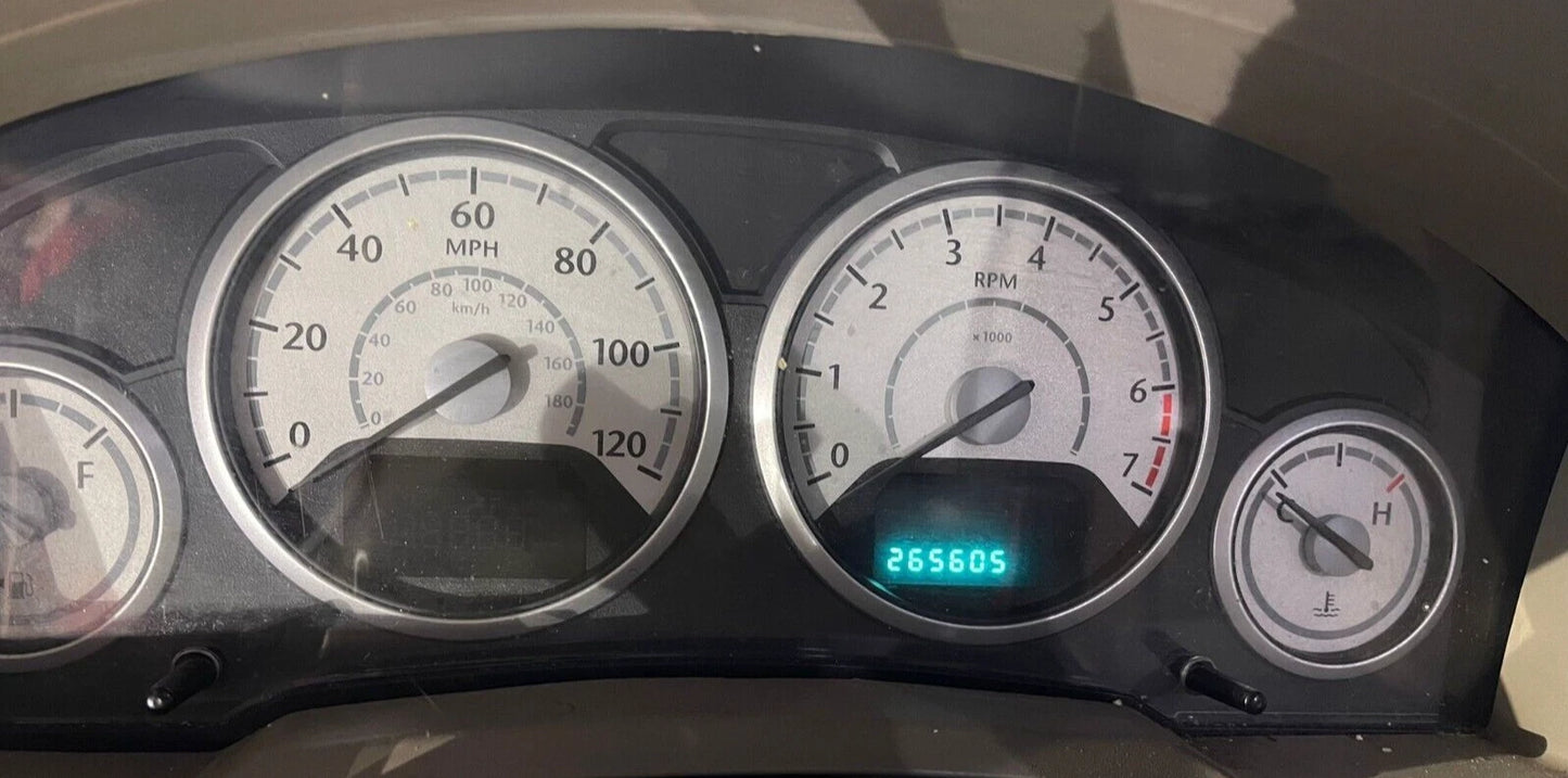 2010 CHRYSLER TOWN & COUNTRY SPEEDOMETER INSTRUMENT GAUGE CLUSTER 265K 5172805AG