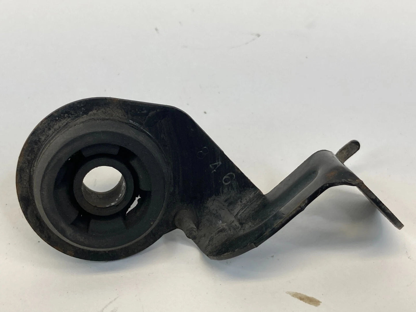2002 2003 LEXUS ES300 04 05 06 ES330 RADIATOR MOUNT SUPPORT BRACKET SET PAIR OEM