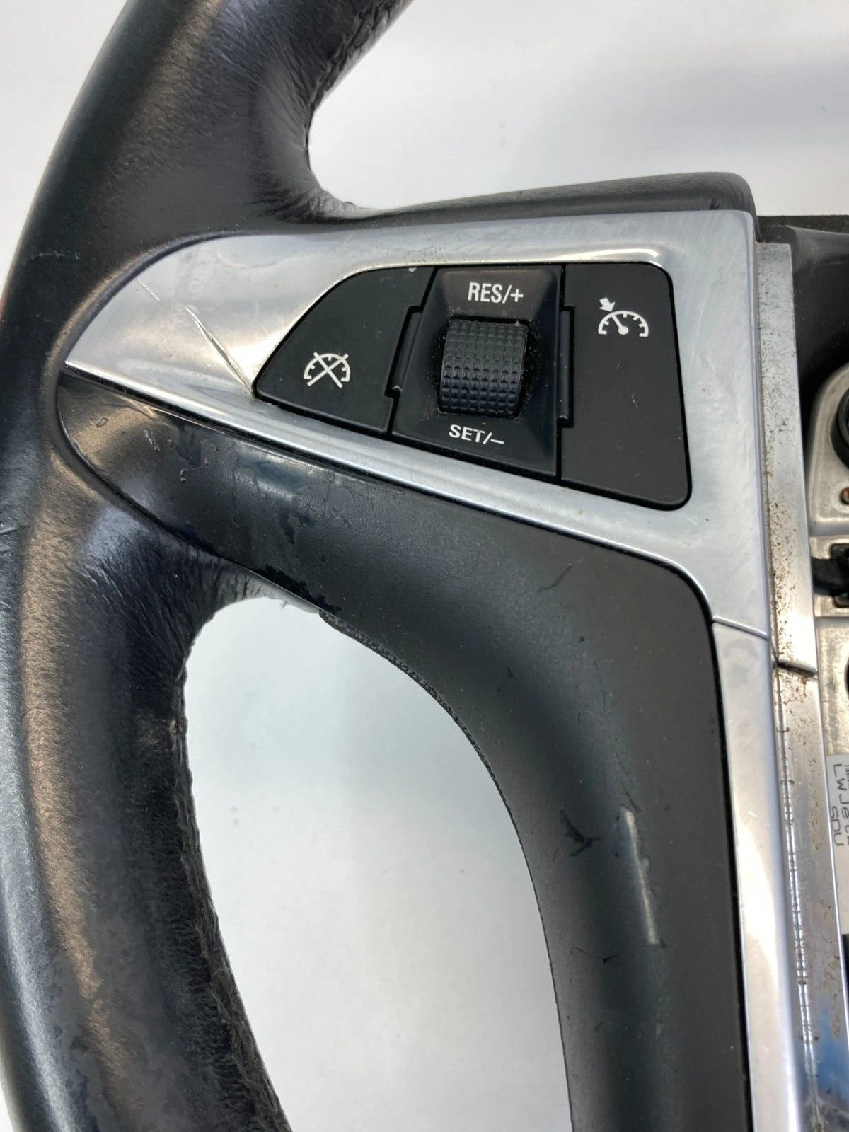 2011-2013 BUICK REGAL STEERING WHEEL W/ AUDIO & CRUISE CONTROL SWITCH 20979162