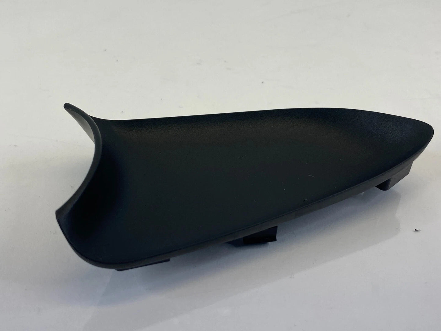 2009 2010 PONTIAC VIBE REAR LEFT INNER DOOR HANDLE BEZEL CAP COVER 69278-02110