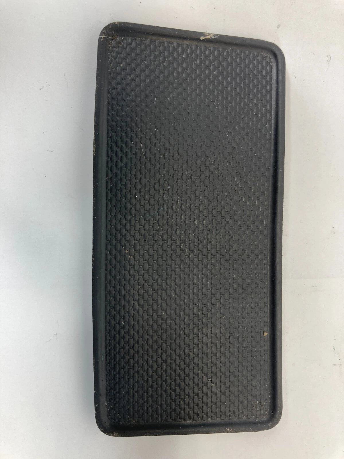 2011-2014 HYUNDAI SONATA CENTER CONSOLE TRAY INSERT RUBBER MAT LINER 84654-3Q000