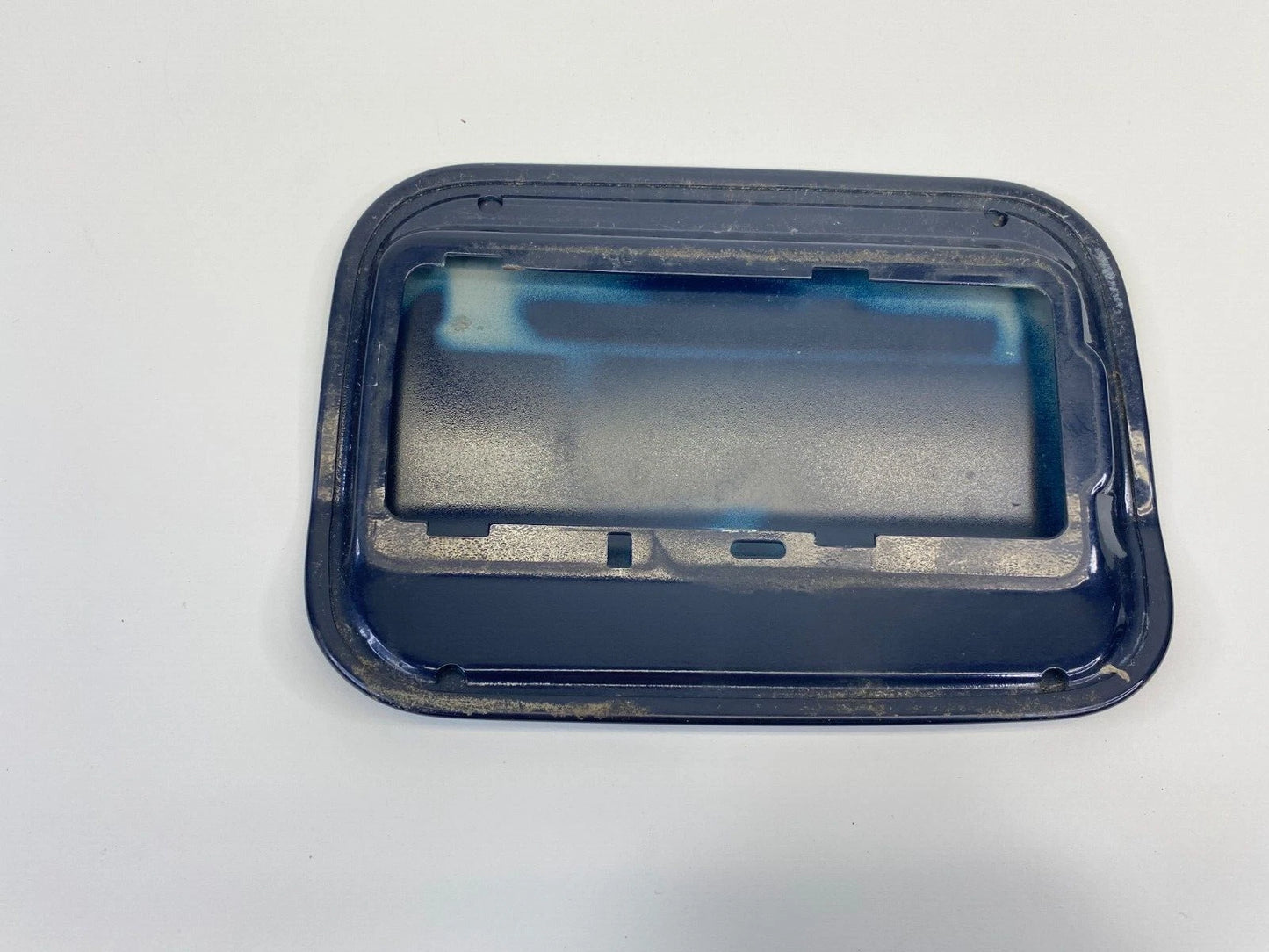 09 10 BMW 535I XDRIVE 528I XDRIVE SEDAN FUEL FILLER GAS TANK DOOR LID COVER OEM