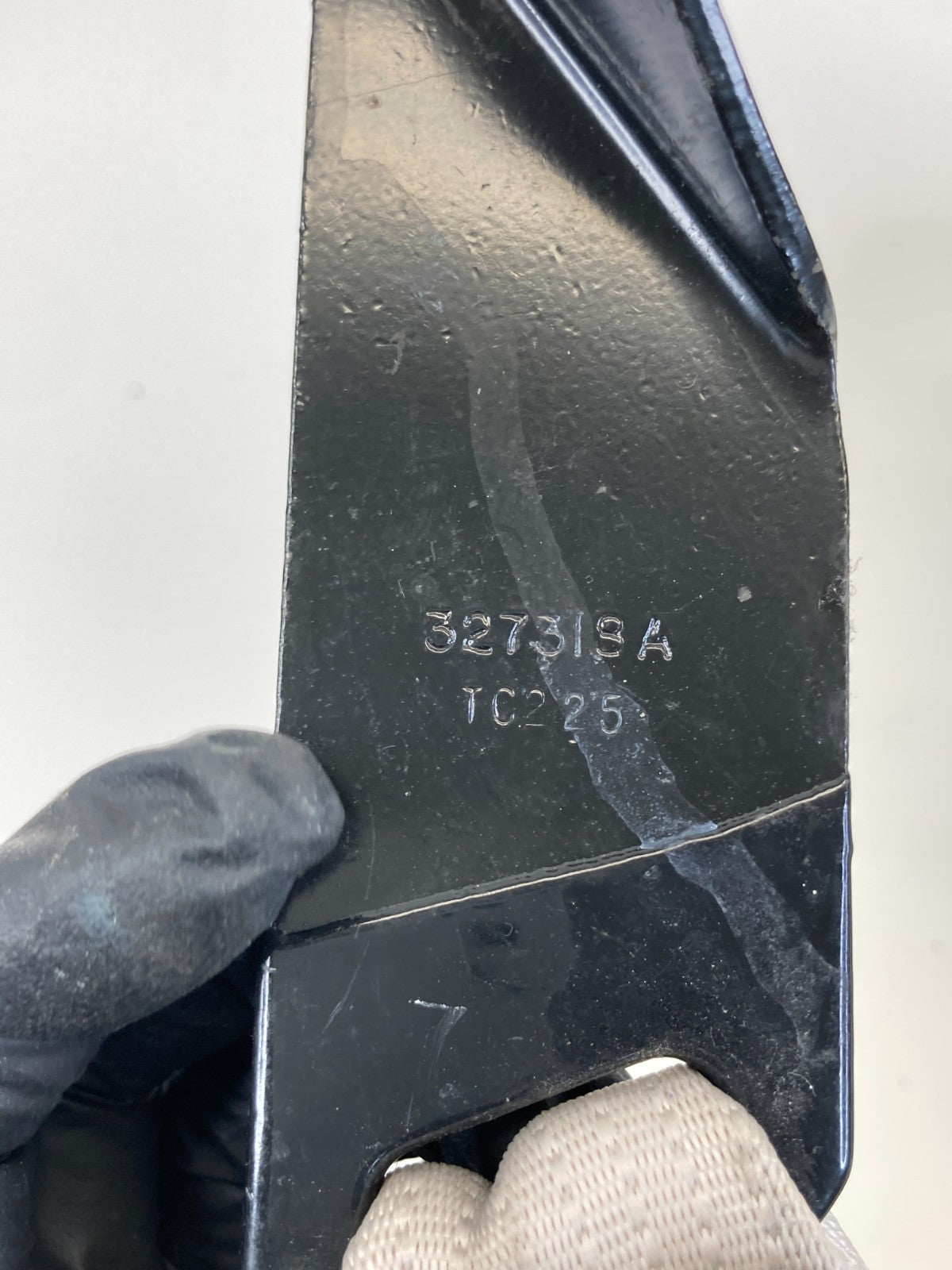 2003-2006 Lincoln Navigator Front Right Passenger Seat Belt Retractor Assembly