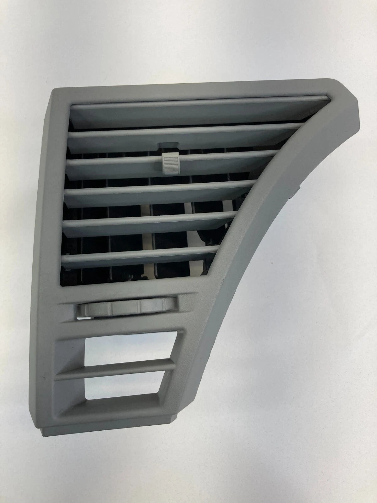 2007 2008 CHRYSLER SEBRING FRONT RIGHT AC AIR VENT OUTLET 1AM68TRMAC OEM
