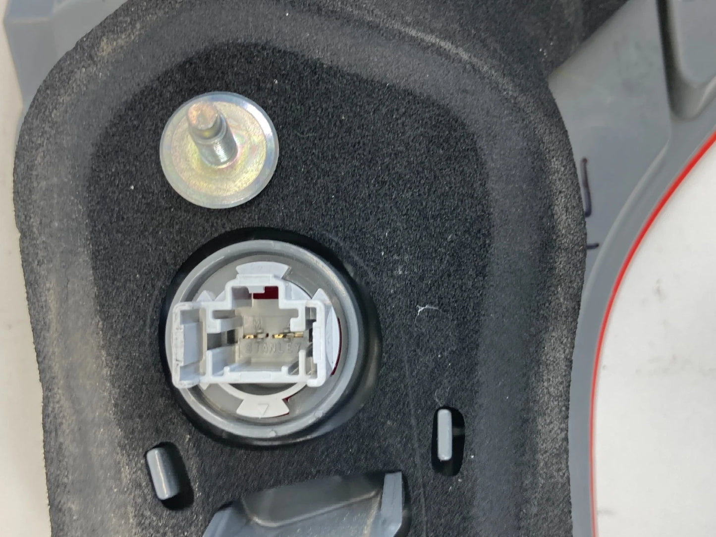 06-11 HONDA CIVIC SEDAN LEFT DRIVER TAIL LIGHT TAILLIGHT LAMP INNER LID MOUNTED