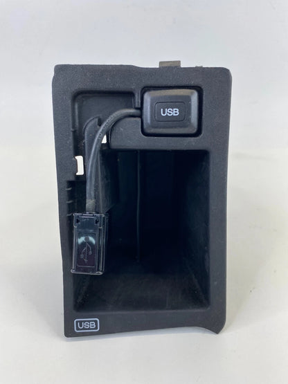 2011-2013 HONDA ODYSSEY GLOVE BOX POCKET USB PORT ASSEMBLY 77501-TK8-A1 OEM
