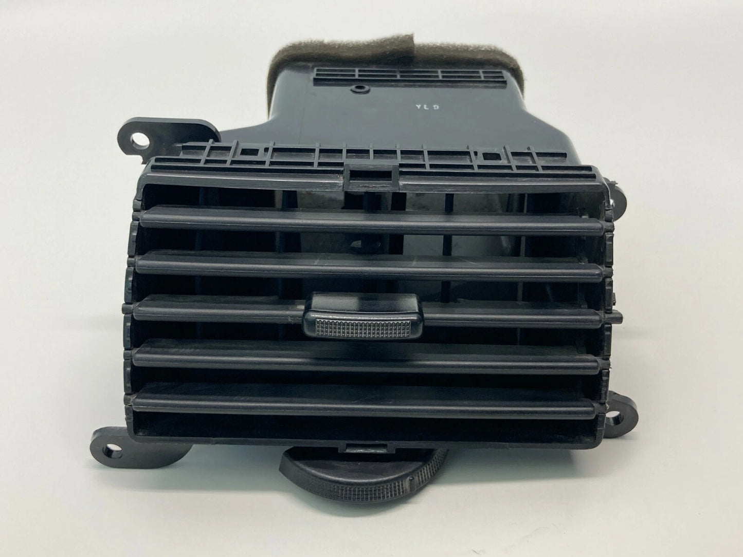 2002-2005 KIA SEDONA RIGHT SIDE AC HEATER AIR VENT OUTLET GRILL OK53A-6481Y OEM