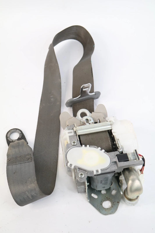 2011-2014 TOYOTA SIENNA FRONT RH PASSENGER SIDE SEAT BELT RETRACTOR ASSEMBLY OEM