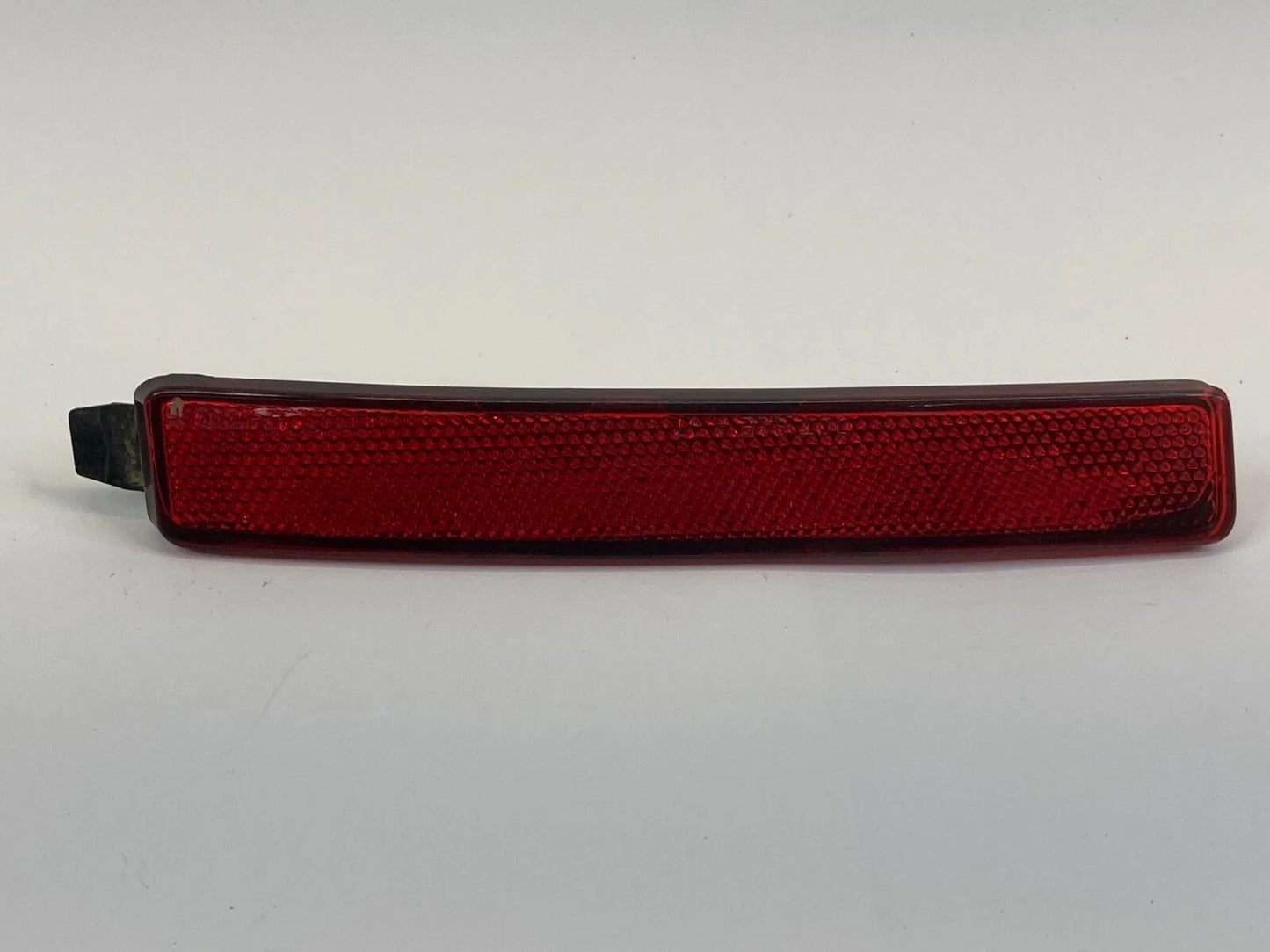 2009-2012 CHEVROLET TRAVERSE REAR BUMPER RIGHT SIDE REFLECTOR LAMP TRIM 01051710