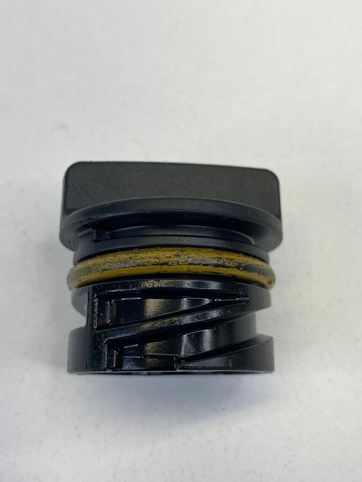 2000-2018 FORD FOCUS HATCHBACK 2.0L ENGINE OIL FILLER FLUID CAP COVER SAE 5W-20