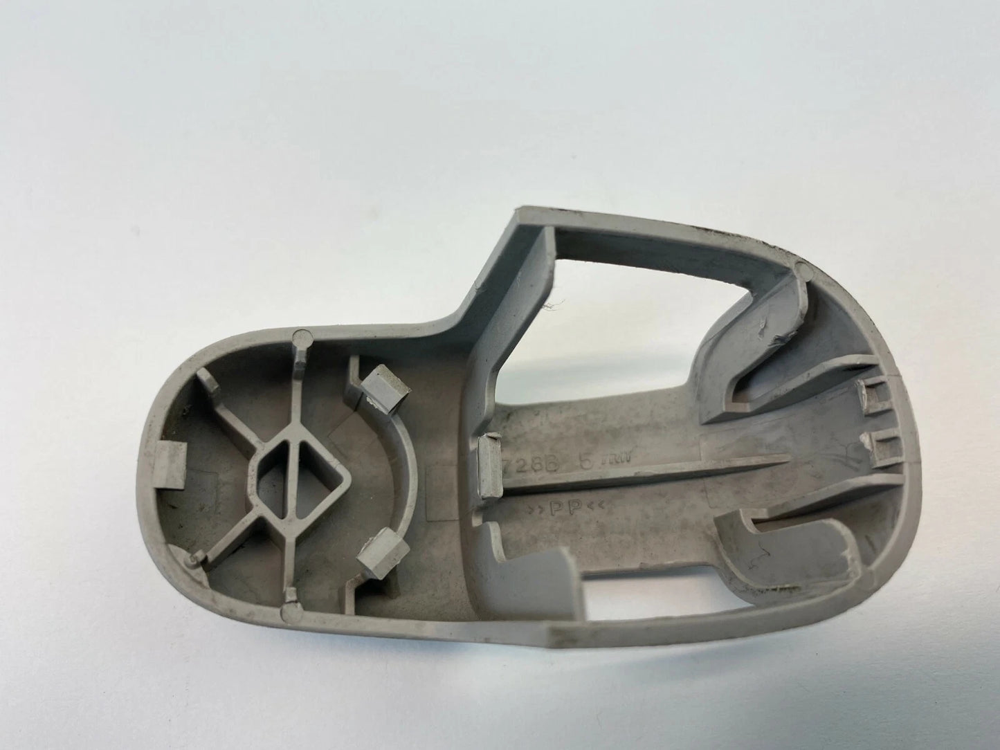 2008 2009 2010 CHRYSLER TOWN & COUNTRY SEAT BELT ADJUSTER BOLT CAP COVER TRIM