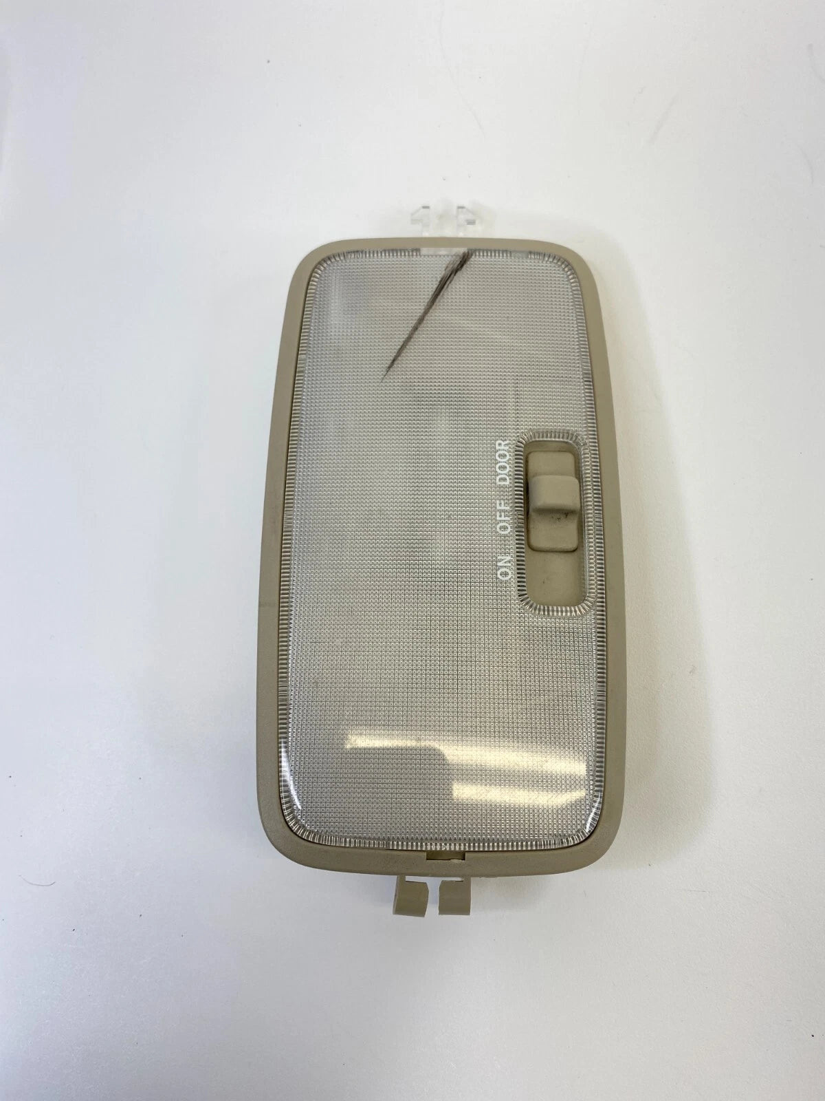 2004-2008 TOYOTA SOLARA ROOF OVERHEAD CONSOLE DOME MAP LIGHT 81240-AA020