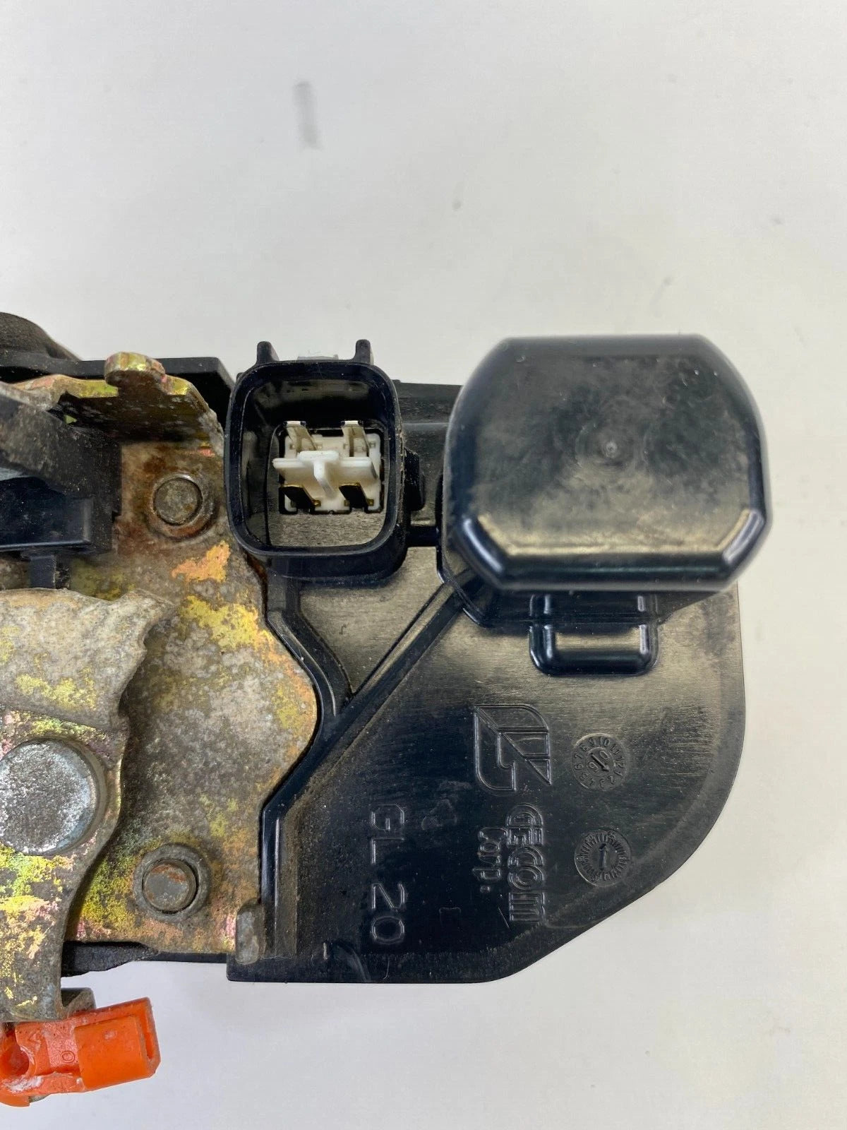 2005-2010 CHRYSLER 300 06-08 MAGNUM FRONT LEFT DRIVER DOOR LOCK LATCH ACTUATOR
