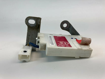 2004-2009 TOYOTA PRIUS INDOOR LOCK OSCILLATOR CONTROL MODULE 89992-47040 OEM