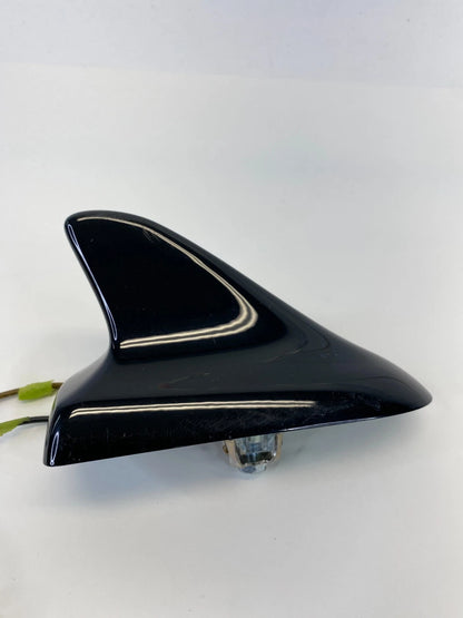 2013 2014 CADILLAC ATS ROOF MOUNT RADIO ANTENNA FIN SHARK 22765857 OEM