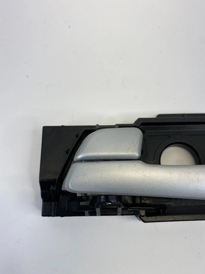 2012-2014 HYUNDAI ACCENT FRONT LEFT DRIVER INTERIOR DOOR HANDLE 82613-RB000 OEM