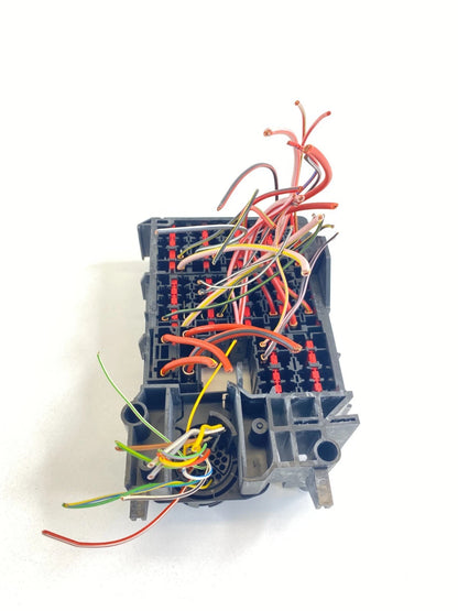 1998-2003 MERCEDES-BENZ E320 3.2L V6 FUSE BOX JUNCTION BLOCK RELAY MODULE UNIT