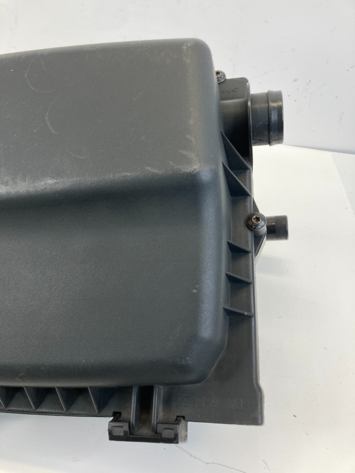 2003-2005 Saab 9-3 2.0L AT Air Intake Cleaner Filter Box Assembly 12785072 OEM