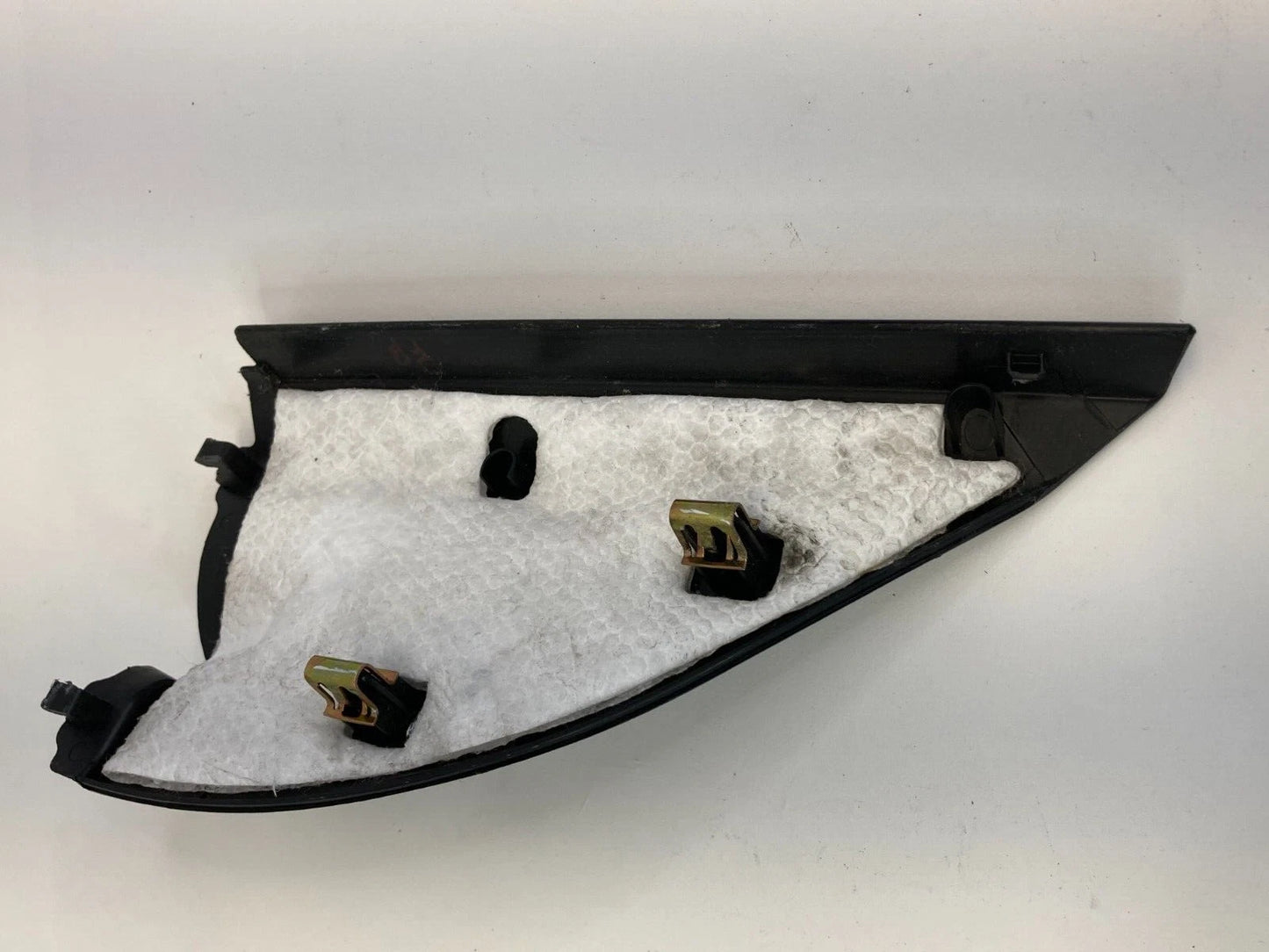 03-05 HONDA PILOT FRONT RIGHT PASSENGER SIDE INNER CORNER MIRROR COVER TRIM OEM