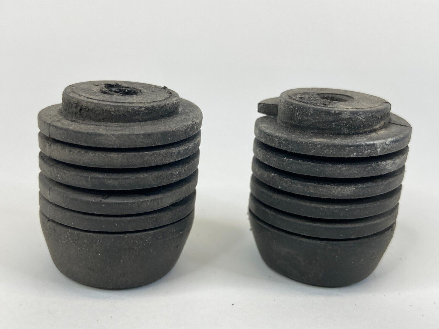 2006-2015 Hyundai Sonata Front Hood Rubber Cushion Buffer Stopper Bumper Pair