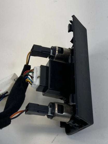 11-15 HYUNDAI SONATA POWER OUTLET SOCKET PORT 12V/120W USB AUX IPOD 96120-3S100