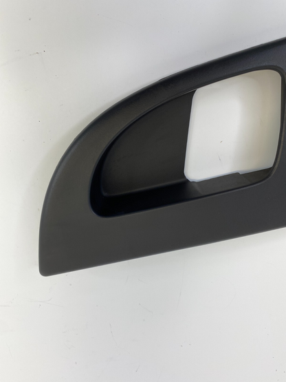 03-06 Ford Expedition Front Right Inner Door Handle Cover Bezel 2LIX-7822678-AFW