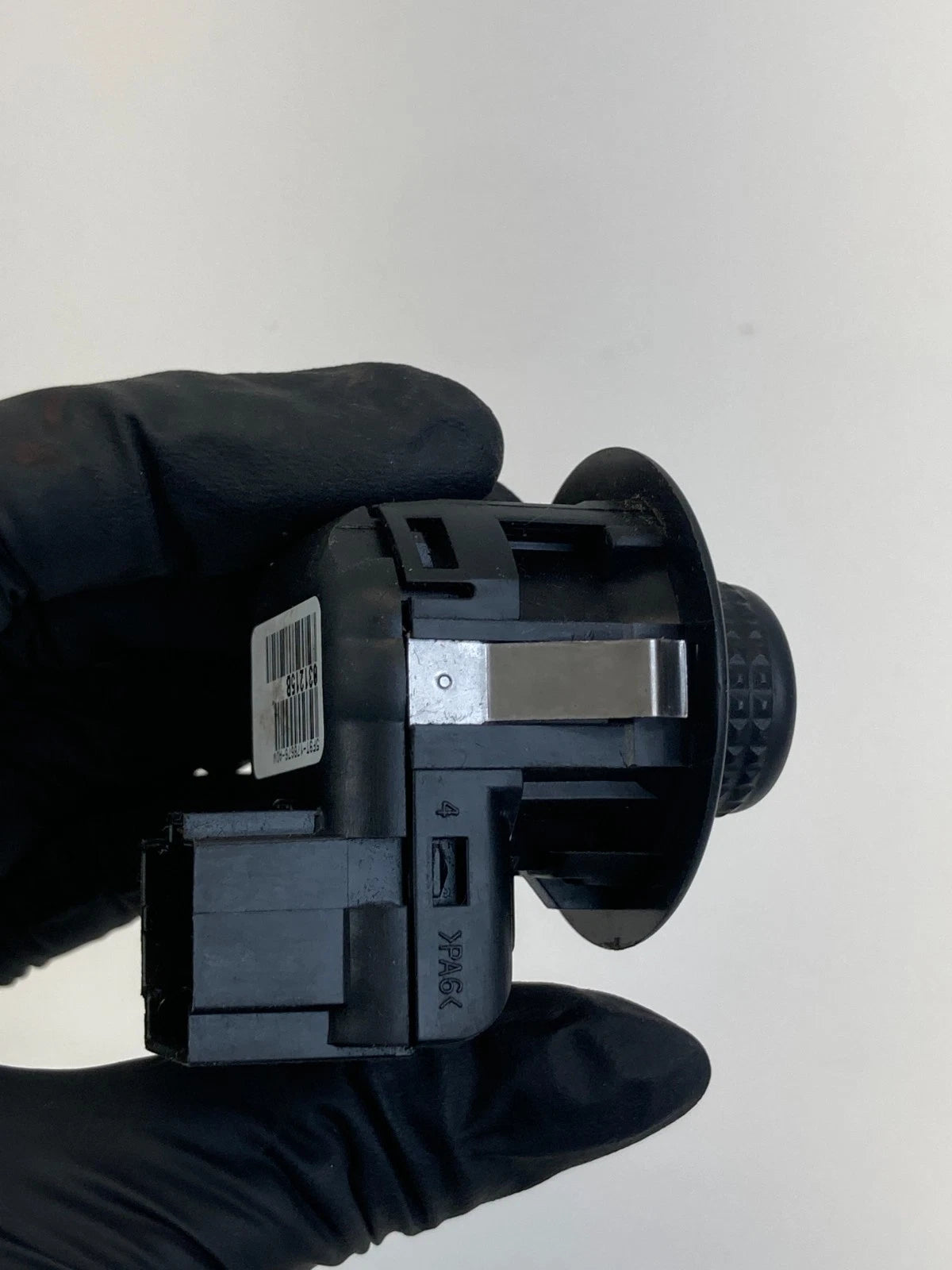 2004-2010 Ford Explorer Front Left Side Door Power Mirror Control Switch OEM