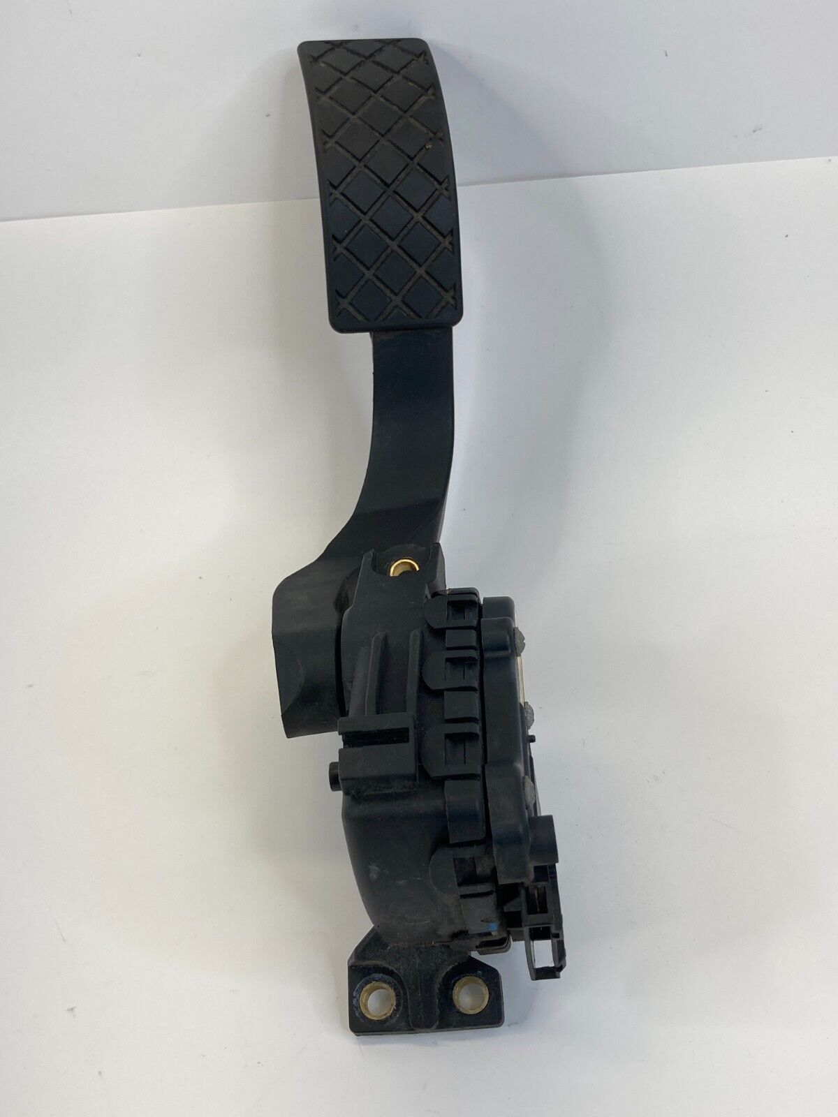 2000 Audi A6 Quattro 2.8L Accelerator Gas Pedal Travel Sensor 8D1-723-523-H OEM