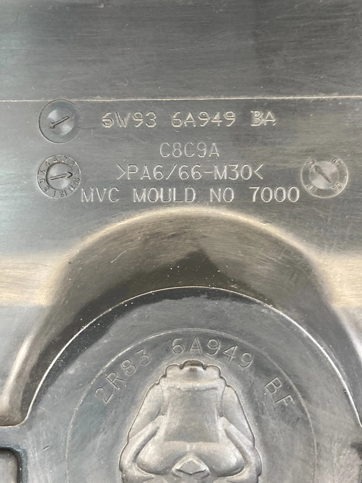 2009 2010 JAGUAR XF 4.2L V8 ENGINE COVER MOTOR TOP TRIM PANEL 6W93-6A949-BA OEM