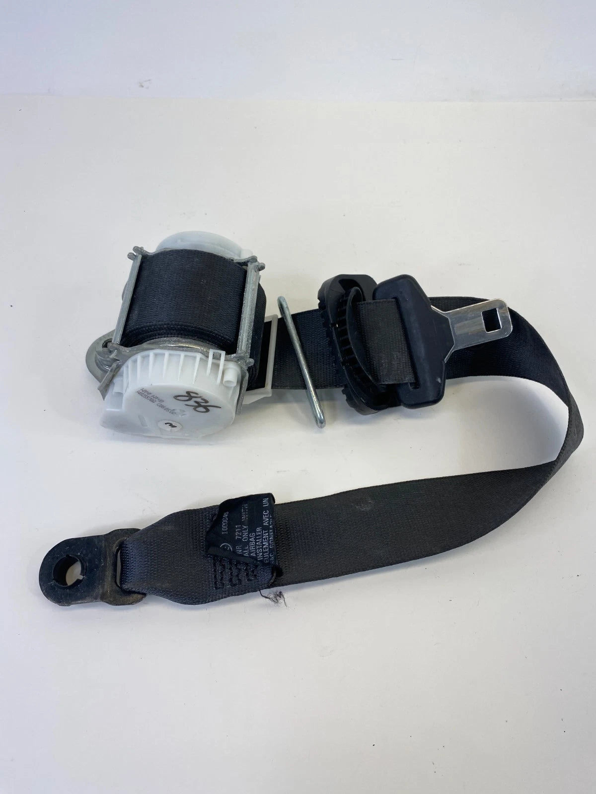 09-11 Jaguar XF Front Left Driver Side Seat Belt Retractor 8X23-F611B09-AB OEM