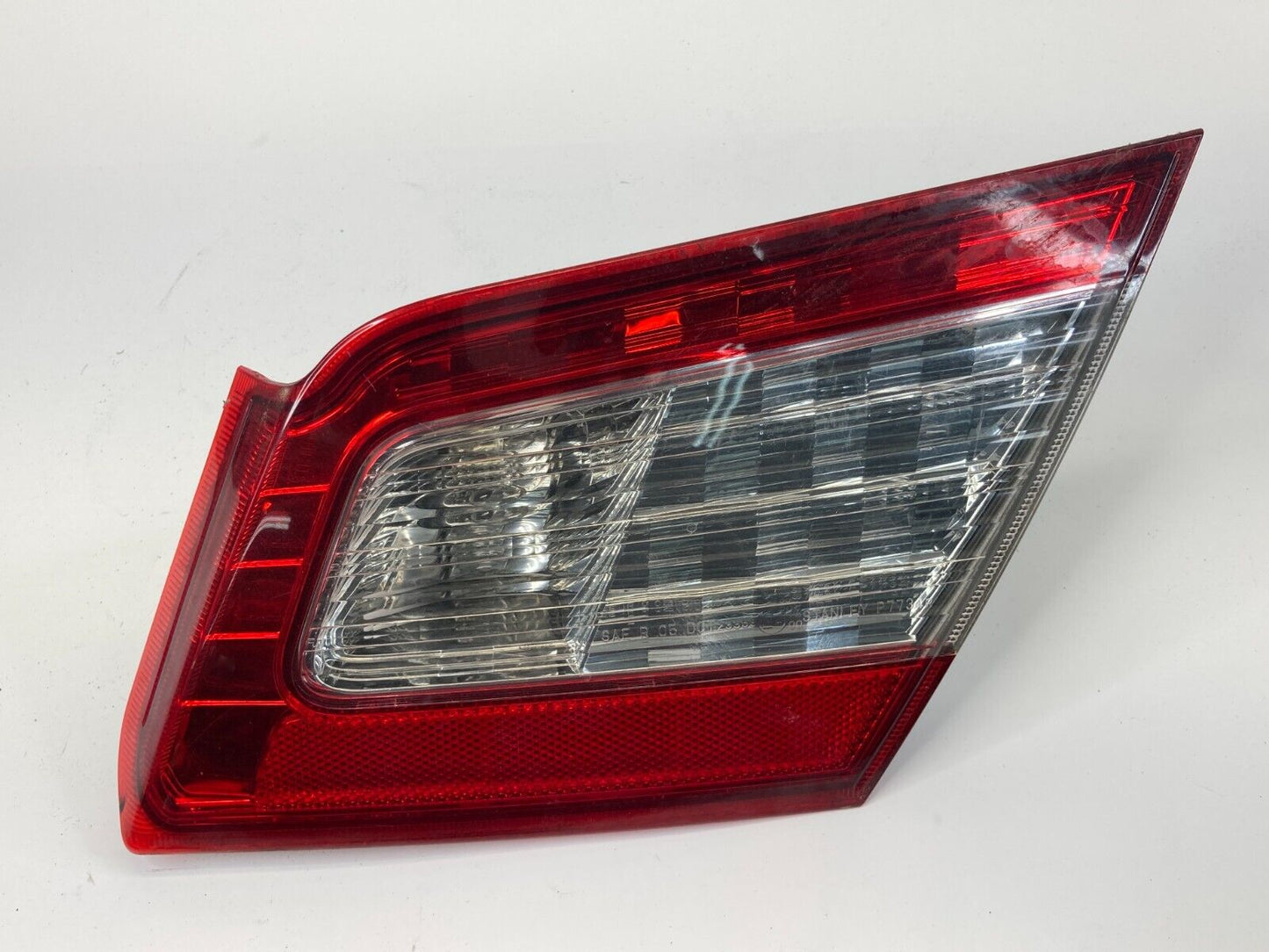 2009-2012 Mitsubishi Galant Right Side Inner Tail Light Taillight Lamp 8330A414