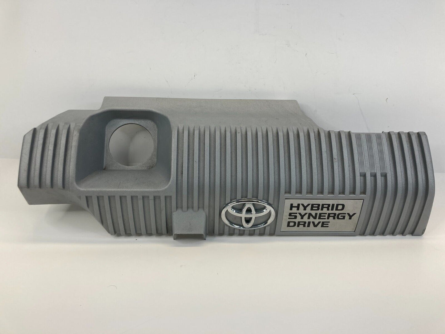 2010-2015 Toyota Prius 1.8L L4 Engine Top Valve Cover Panel Trim 11212-37090