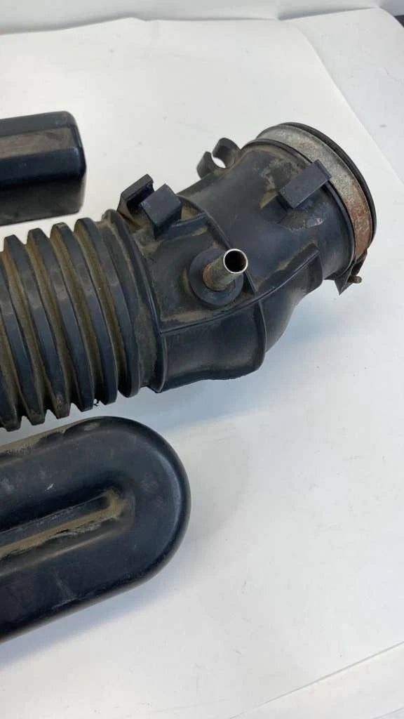 99-01 Honda Odyssey Air Flow Engine Intake Tube Filter Inlet Duct Pipe Hose OEM