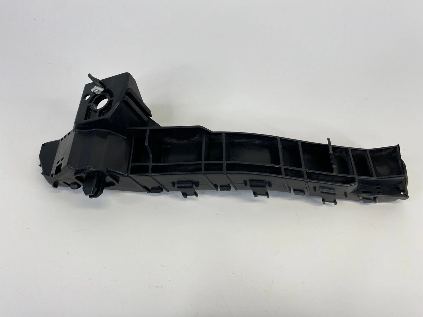 2009-2013 SUBARU FORESTER FRONT BUMPER LEFT SIDE RETAINER BRACKET MOUNT OEM