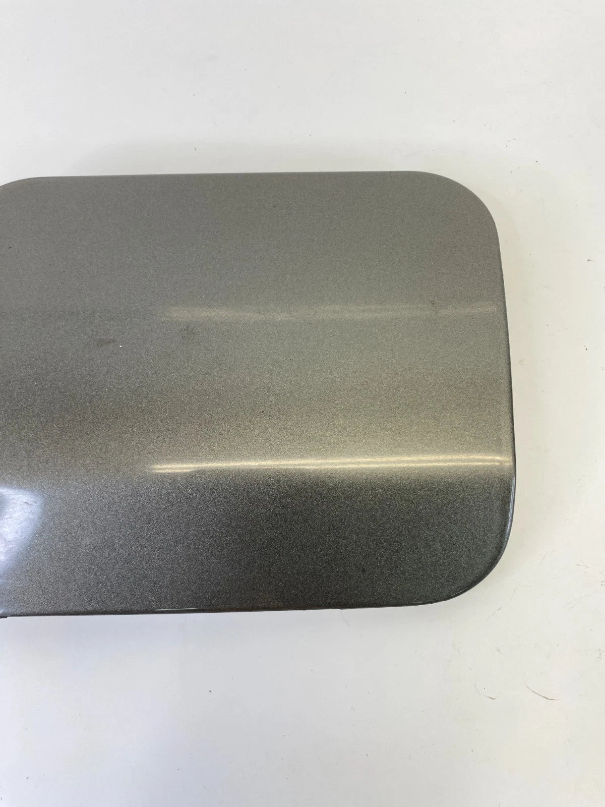 2005-2010 CHRYSLER 300 SEDAN FUEL FILLER DOOR GAS TANK CAP COVER LID OEM