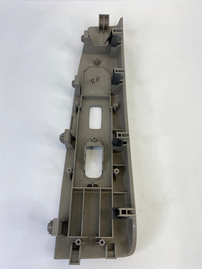 2007-2009 Hyundai Santa Fe Front Right Side Door Window Switch Cover Bezel Trim