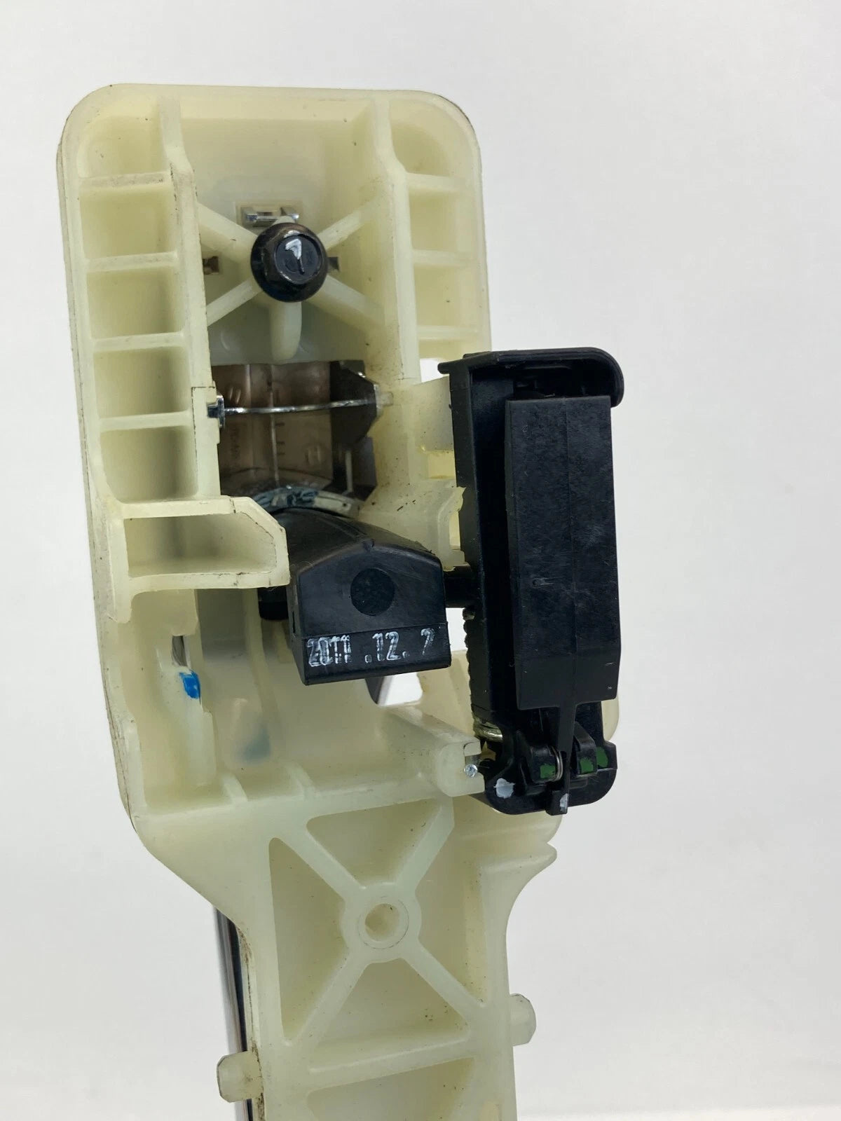 11-14 HYUNDAI SONATA SEDAN REAR RIGHT EXTERIOR OUTSIDE DOOR HANDLE ASSEMBLY OEM