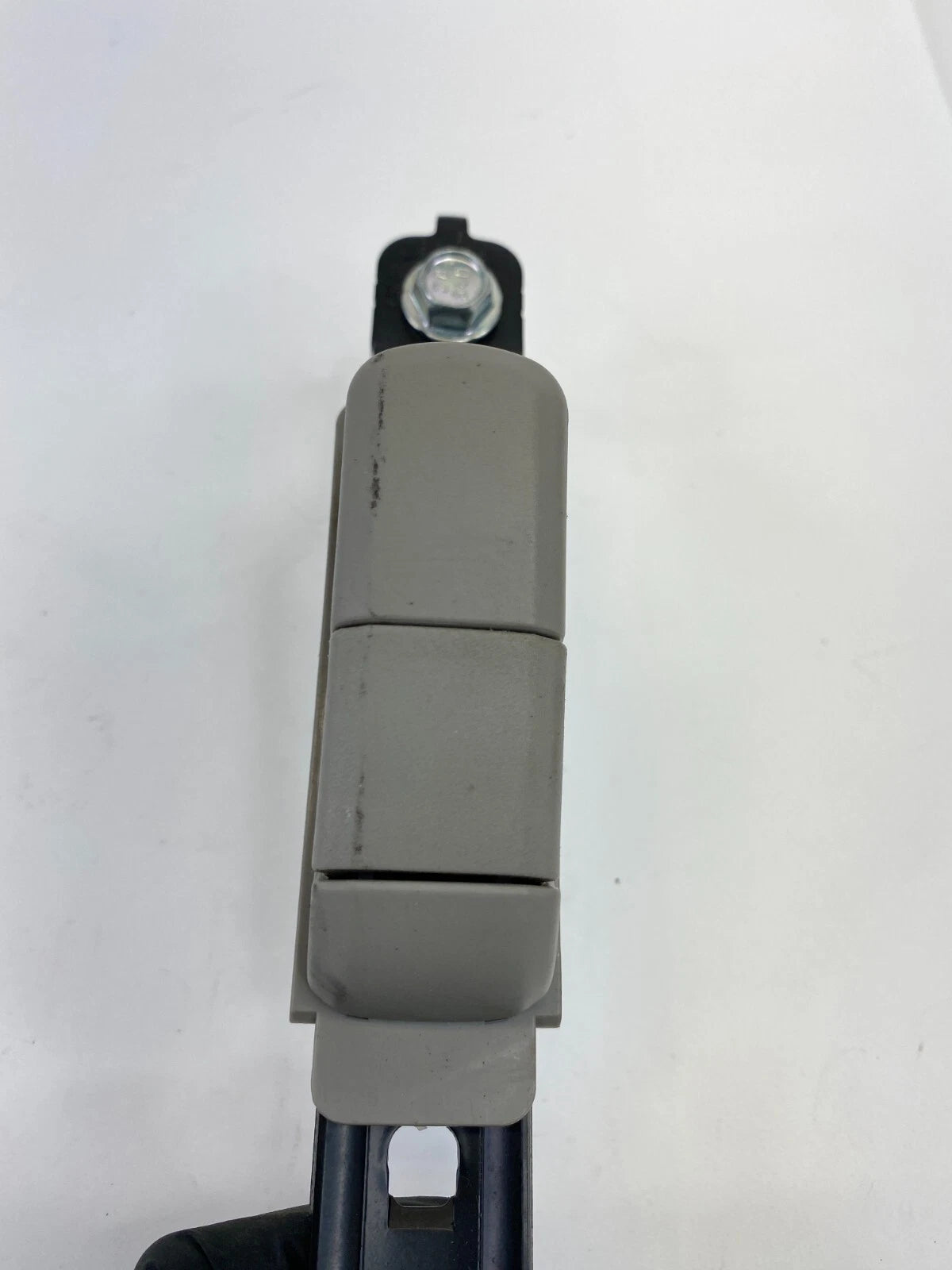 2004-2008 NISSAN MAXIMA RIGHT PASSENGER SEAT BELT HEIGHT ADJUSTER ADJUSTMENT OEM