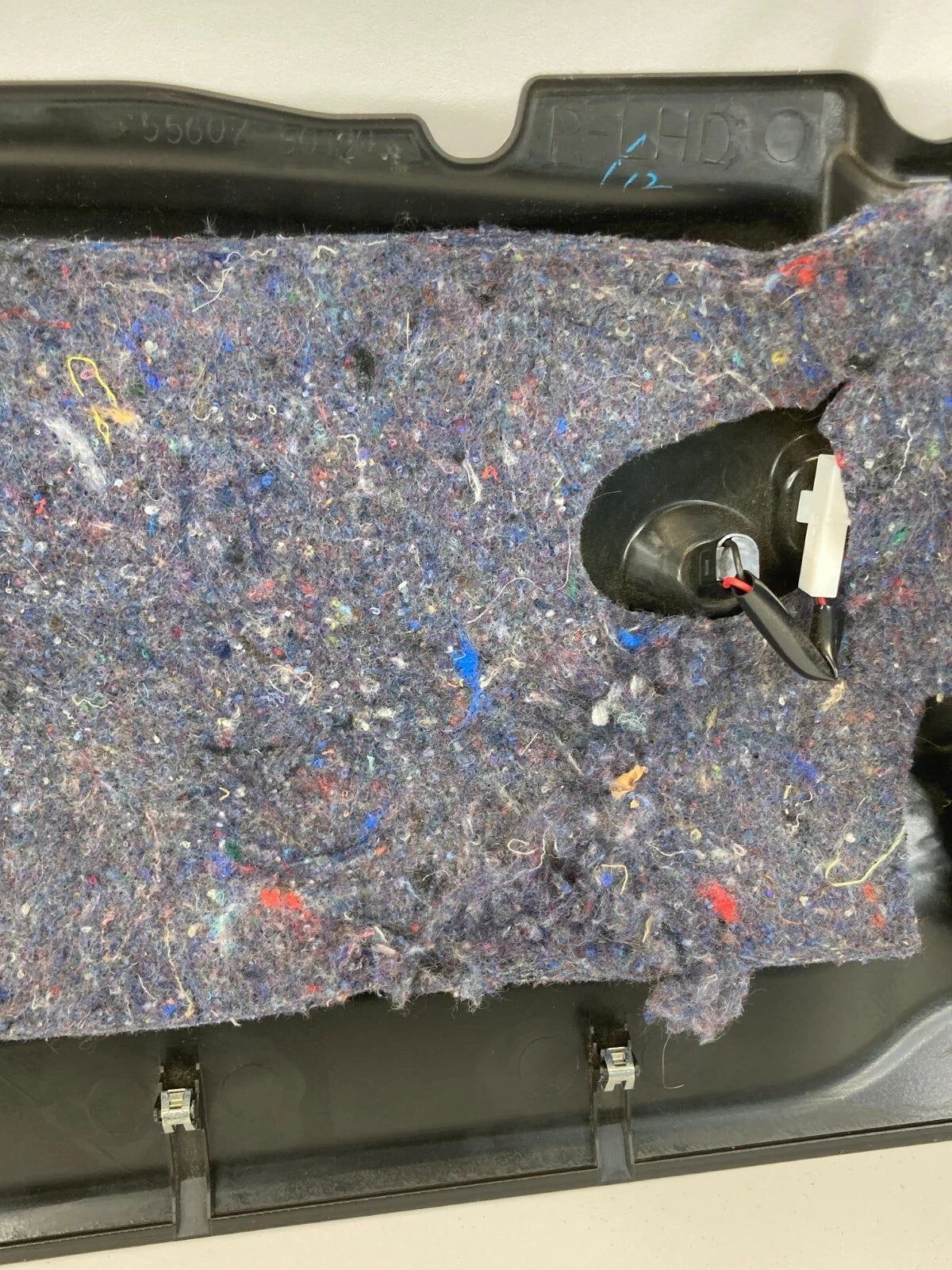 2004-2006 LEXUS LS430 LEFT DASHBOARD LOWER KNEE TRIM PANEL BEZEL 55607-50120 OEM