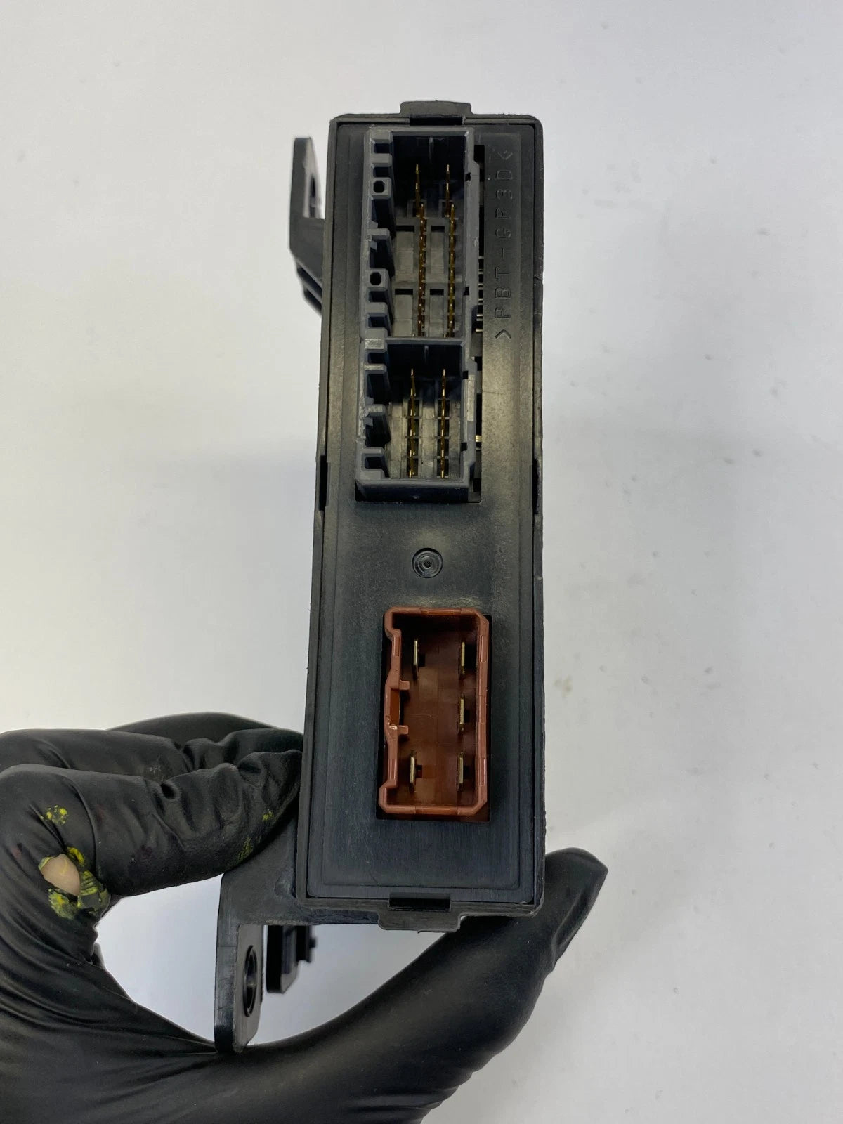2005-2010 HONDA ODYSSEY LEFT SIDE POWER SLIDING DOOR CONTROL MODULE RK00-452 OEM