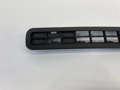 2002-2007 SATURN VUE DASH RIGHT SIDE AIR VENT DEFROST GRILLE 22712732 OEM
