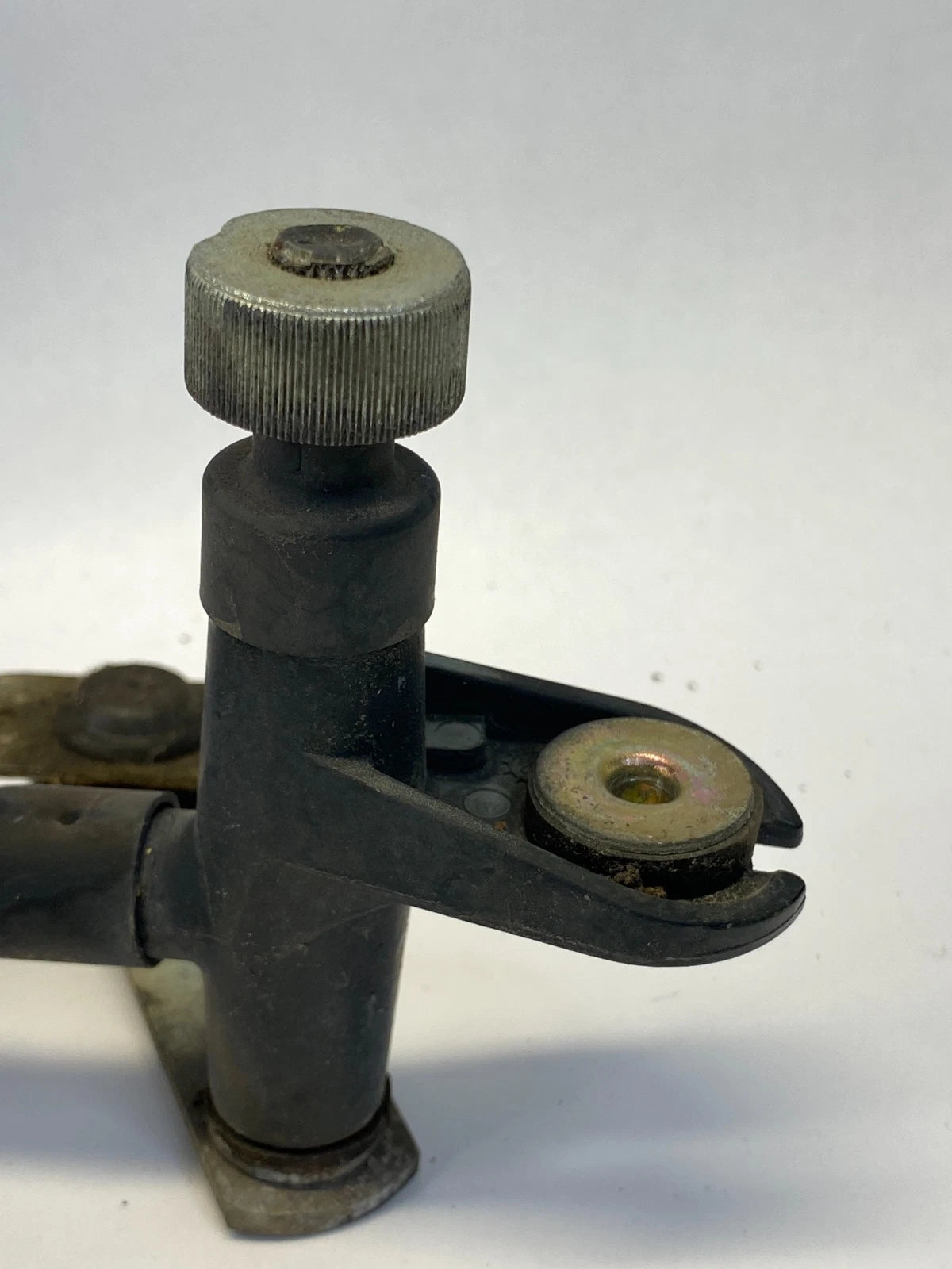 2002-2007 FORD EXPLORER FRONT WINDSHIELD WIPER MOTOR W/ LINKAGE ASSY OEM
