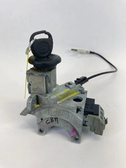 2000-2006 CHEVROLET TAHOE AT IGNITION SWITCH LOCK CYLINDER W KEY 26070075