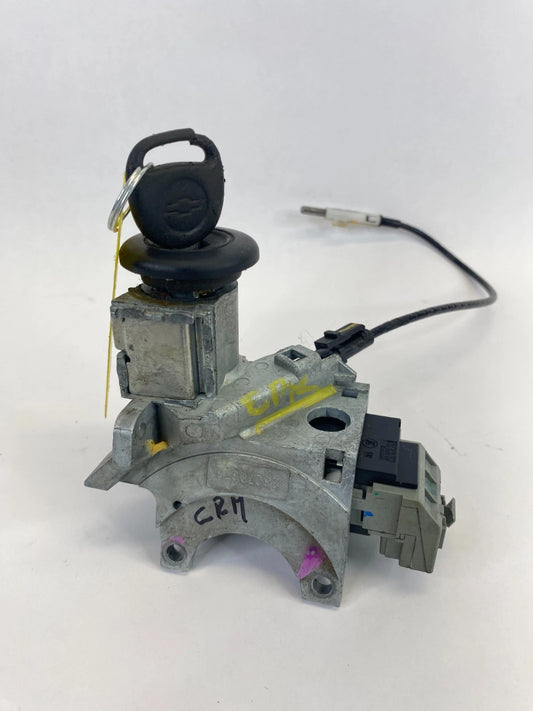 2000-2006 CHEVROLET TAHOE AT IGNITION SWITCH LOCK CYLINDER W KEY 26070075