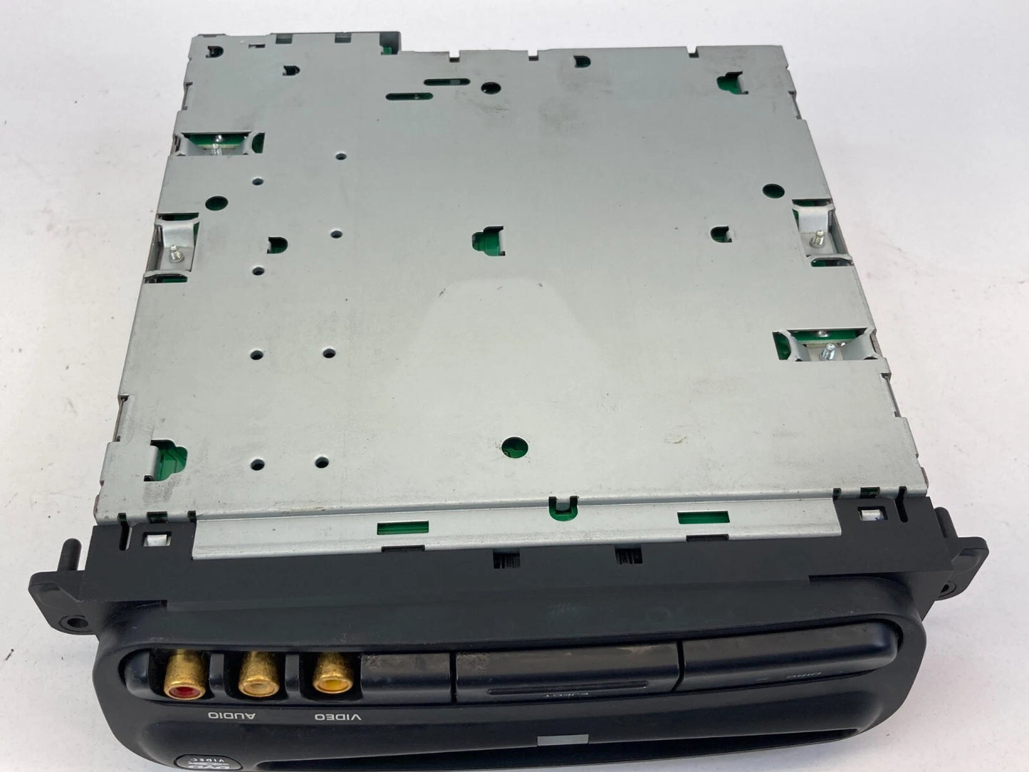 03 04 05 06 07 CHRYSLER TOWN & COUNTRY DODGE CARAVAN DISC DVD PLAYER P05082005AB