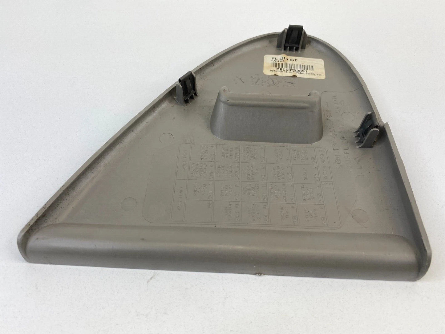 01-05 DODGE NEON LEFT DRIVER DASH END CAP FUSE BOX COVER TRIM PANEL QN19TRNAG