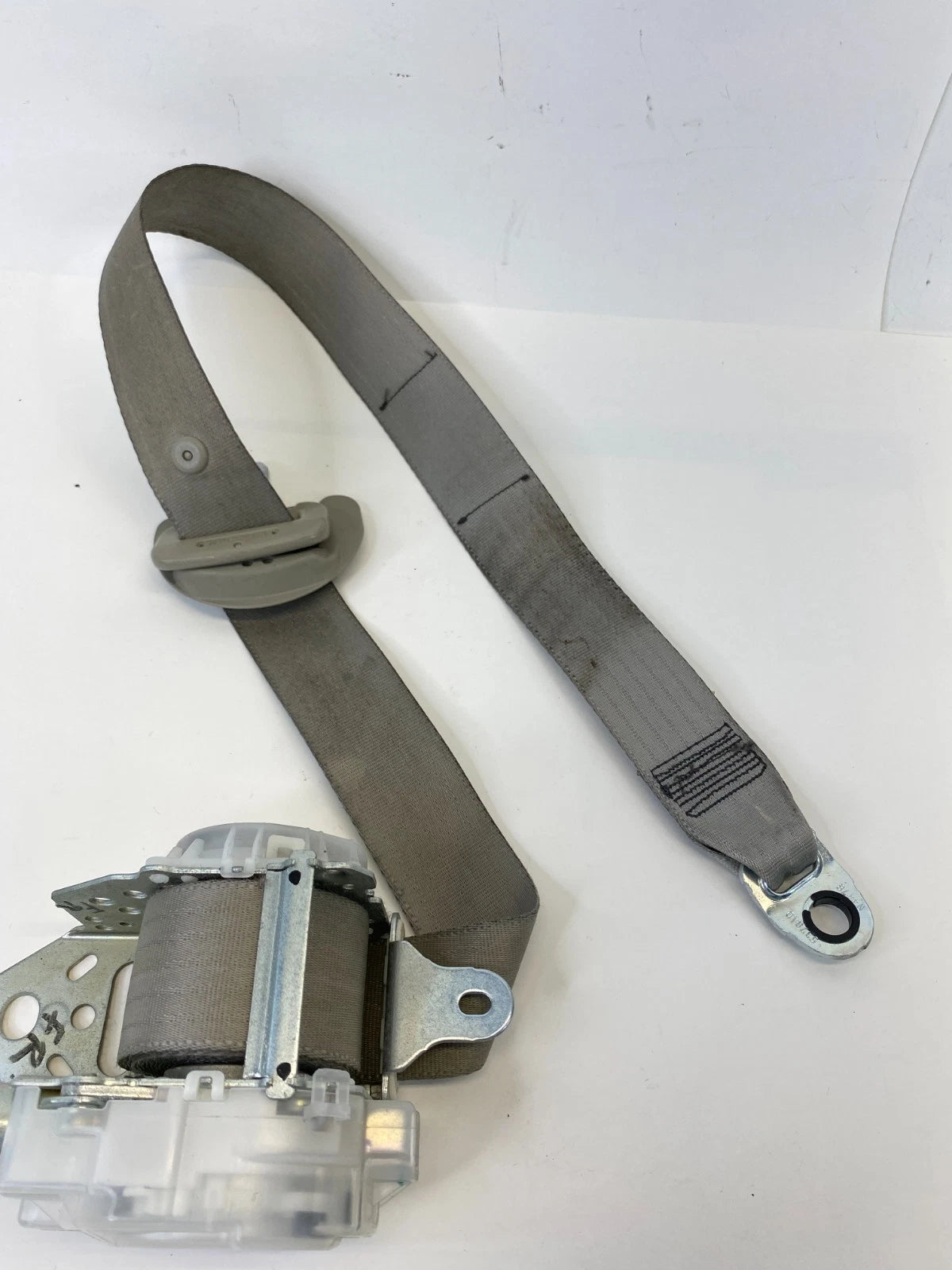 2007-2011 TOYOTA CAMRY FRONT RIGHT PASSENGER LAP & SHOULDER BELT RETRACTOR ASSY