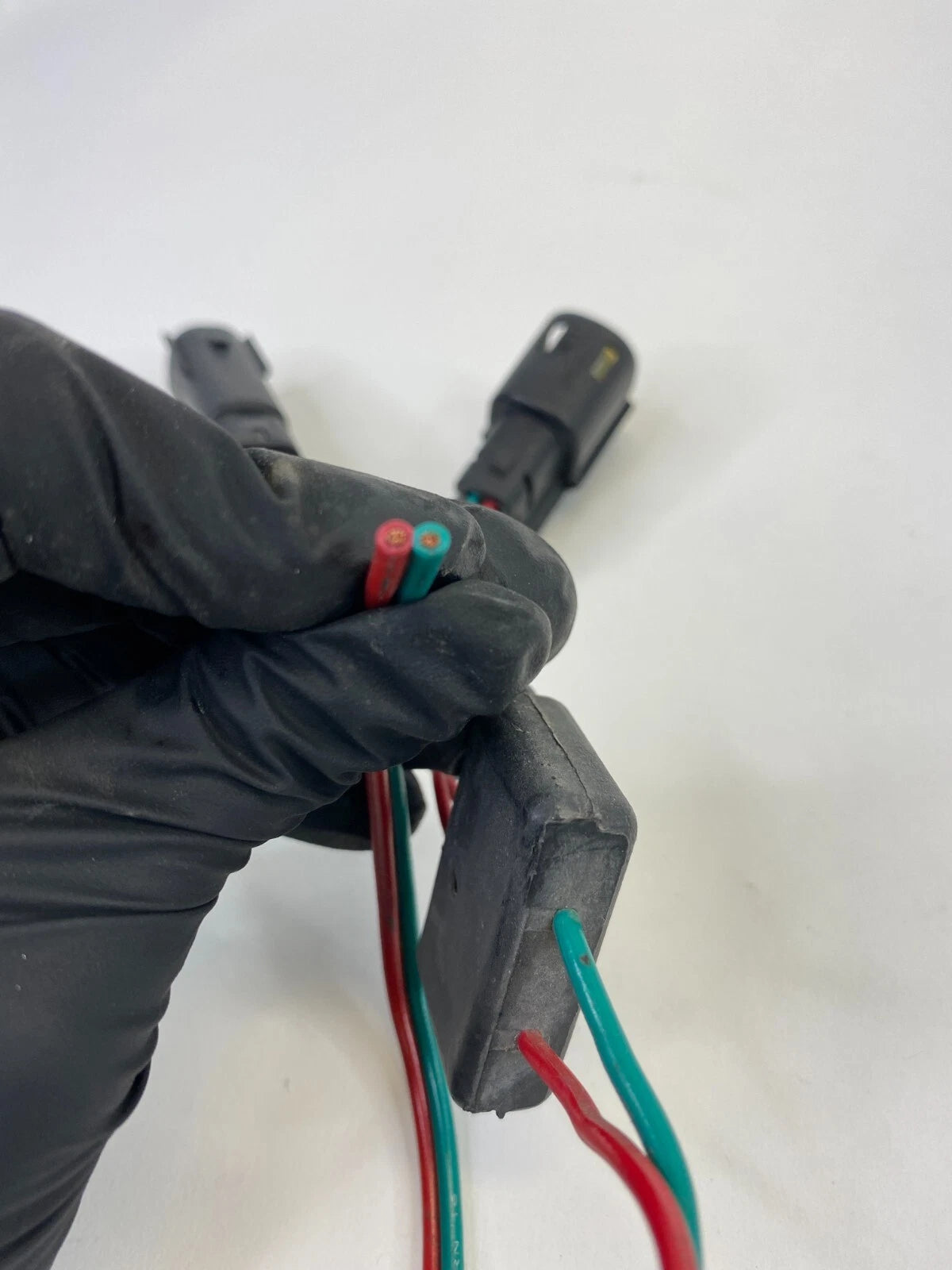 2013-2016 FORD ESCAPE RH TAILLIGHT LAMP WIRE WIRING RELAY HARNESS 33472-0401 OEM