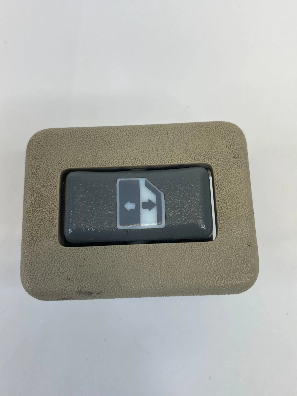 1999 2000 CADILLAC ESCALADE REAR RIGHT DOOR POWER WINDOW SWITCH 15033680 OEM